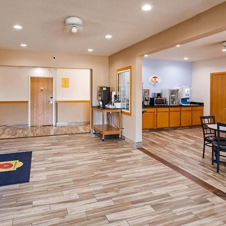 ซูเปอร์ 8 บาย วินด์แฮม นีลส์วิลล์ วิสคอนซิน Hotel Neillsville ภายนอก รูปภาพ
