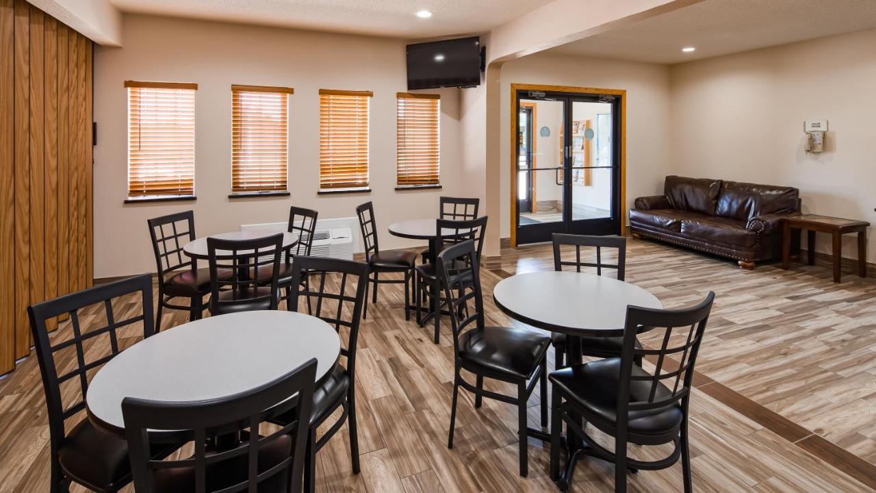 ซูเปอร์ 8 บาย วินด์แฮม นีลส์วิลล์ วิสคอนซิน Hotel Neillsville ภายนอก รูปภาพ