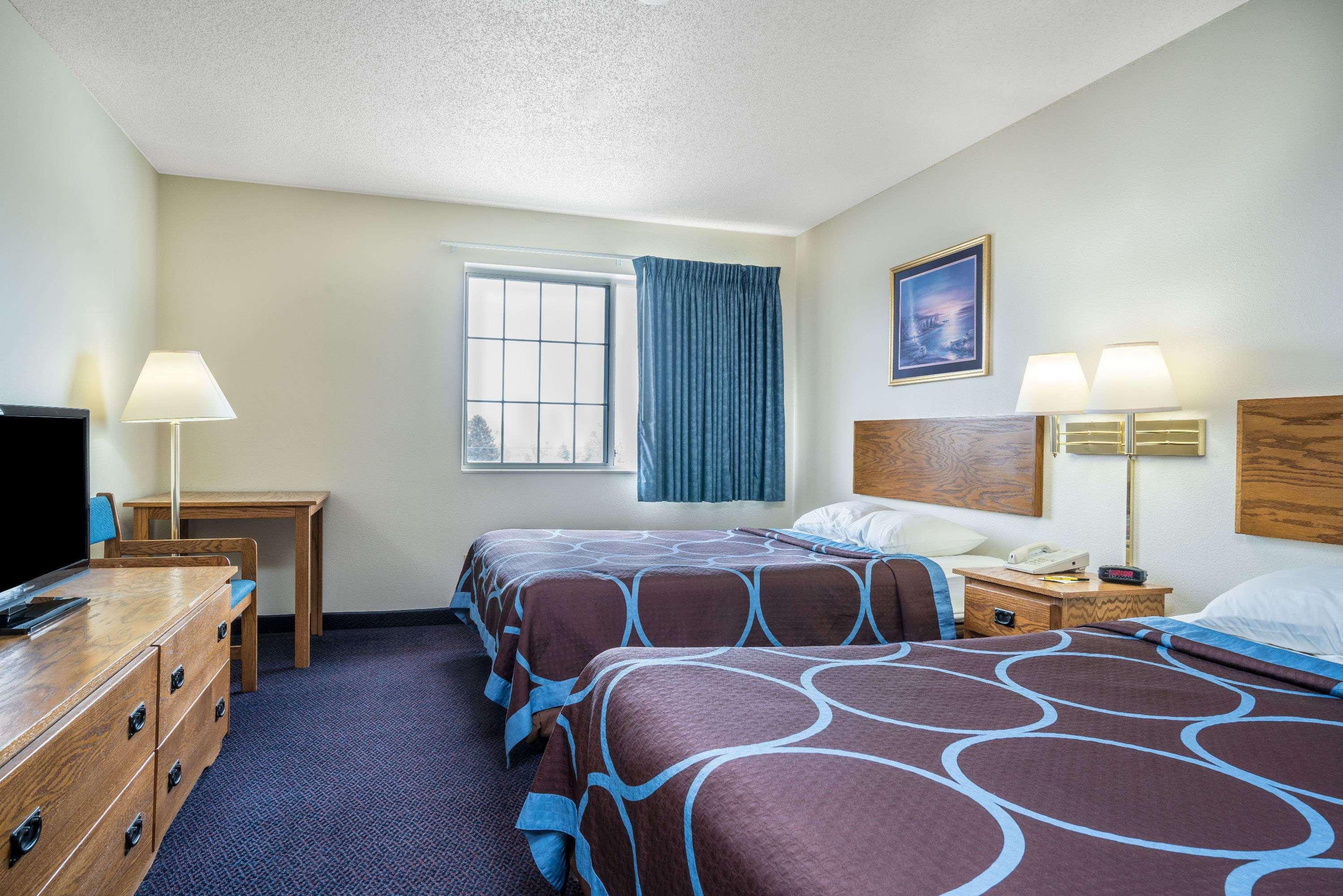 ซูเปอร์ 8 บาย วินด์แฮม นีลส์วิลล์ วิสคอนซิน Hotel Neillsville ภายนอก รูปภาพ